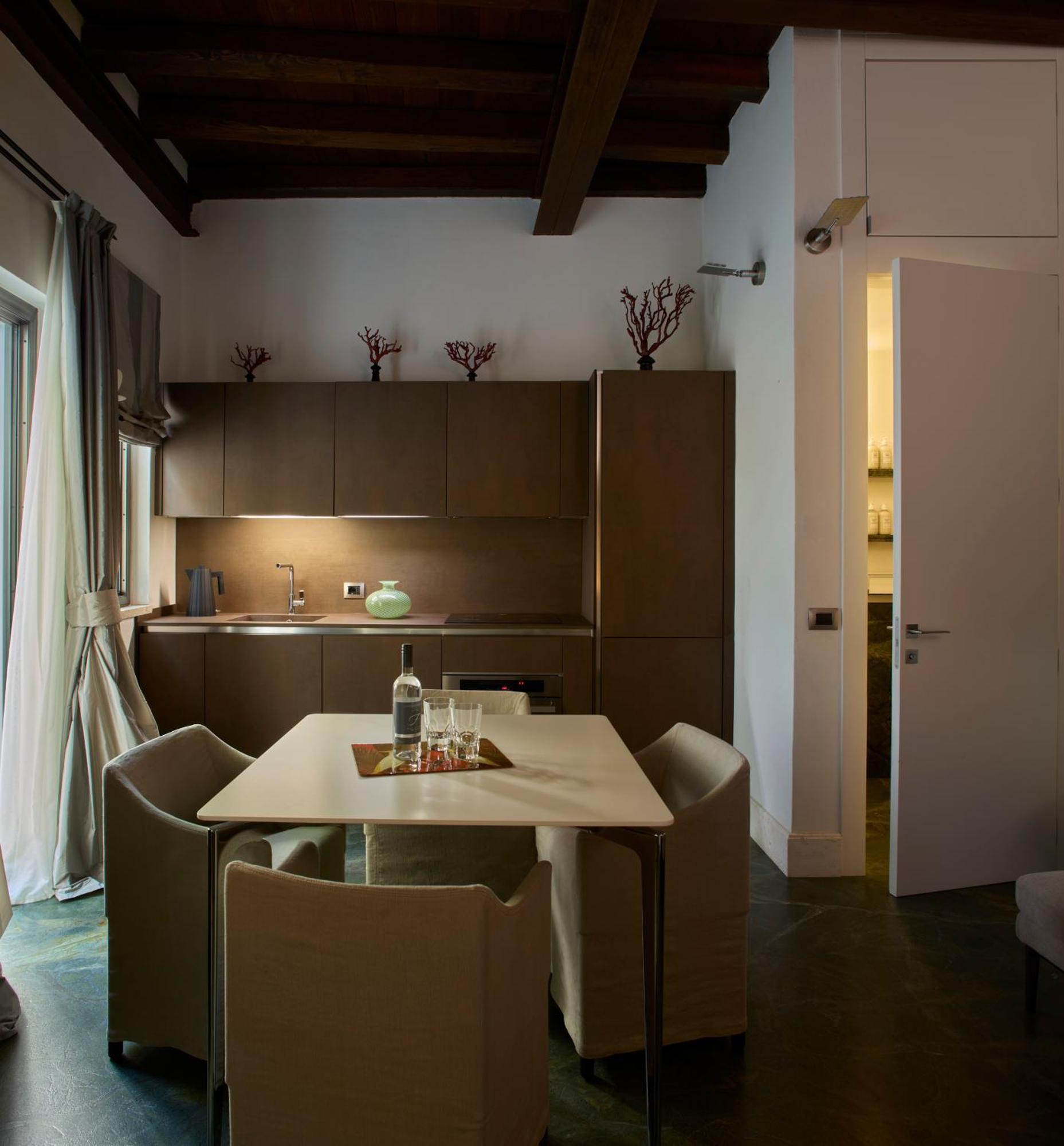 Lägenhetshotell Palazzo Delle Pietre - Luxury Rom